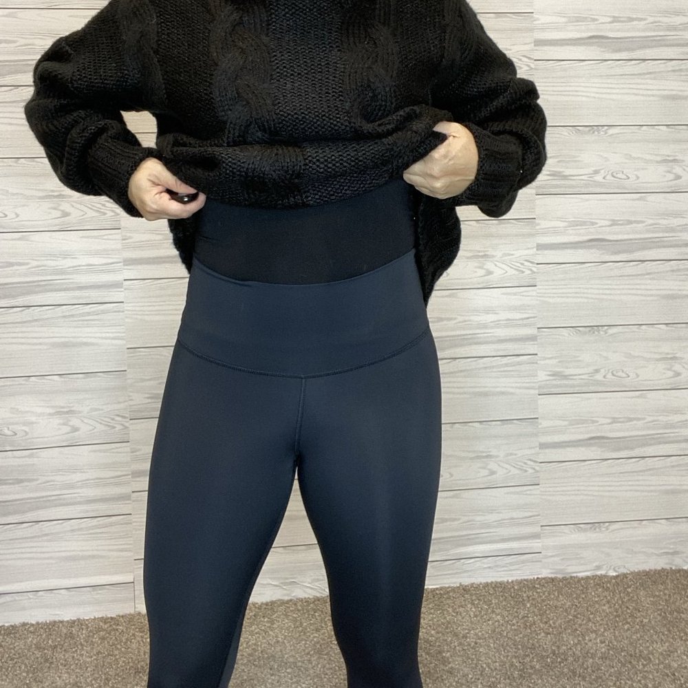 Solid Mid Rise Leggings - Black
